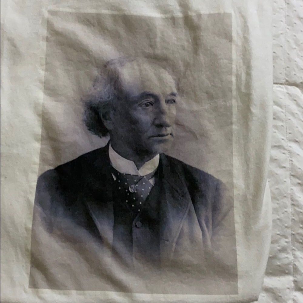 MENS John A. Macdonald White Shirt Size Large 100% Cotton🇨🇦🍁👕🤍👚 - Picture 2 of 5